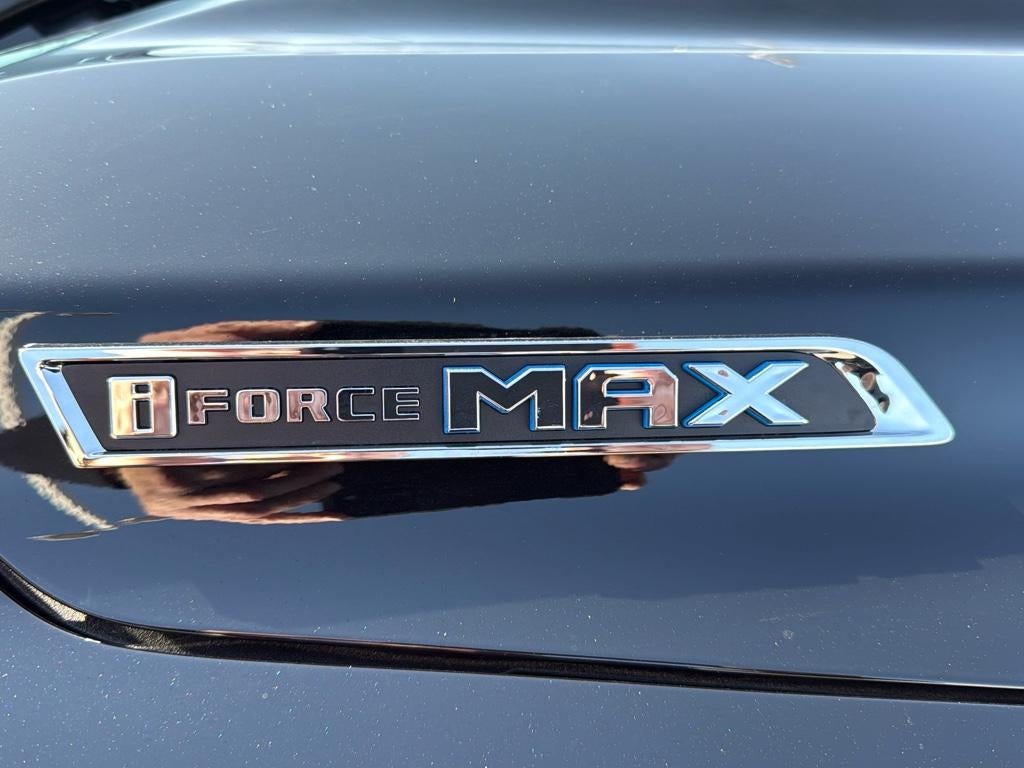 2025 Toyota Tundra i-FORCE MAX Tundra Platinum