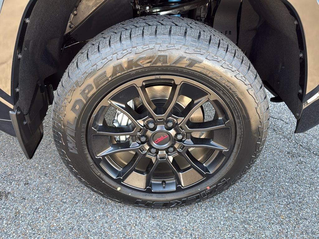 2025 Toyota Tundra i-FORCE MAX Tundra Platinum