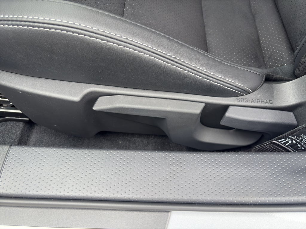 2025 Toyota GR86 Premium MT