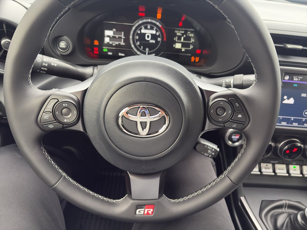 2025 Toyota GR86 Premium MT