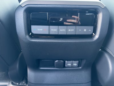 2026 Toyota Land Cruiser 4WD (Natl)