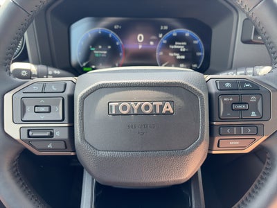 2026 Toyota Land Cruiser 4WD (Natl)