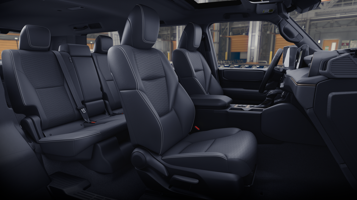 2026 Toyota Land Cruiser 4WD (Natl)